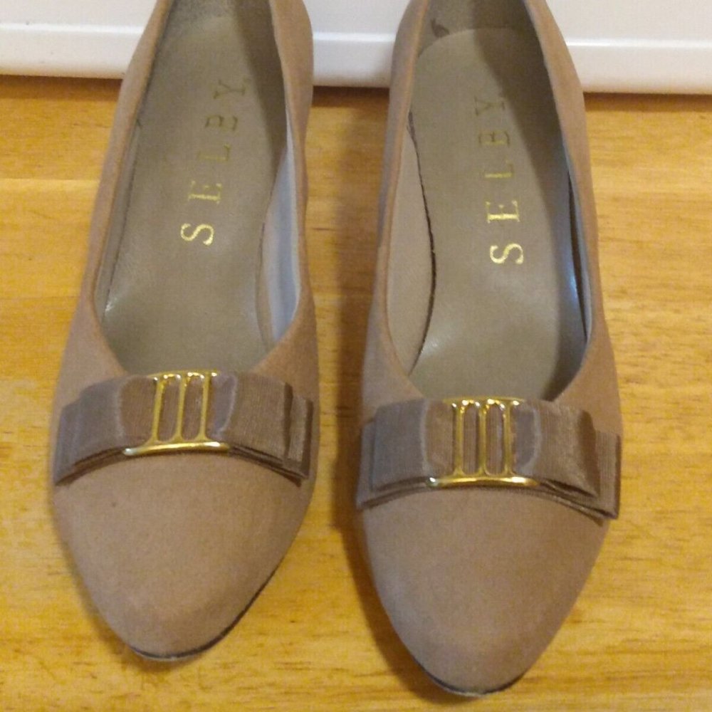 Vintage Selby Womens Shoes Helen Winter Taupe Suede 7 2A